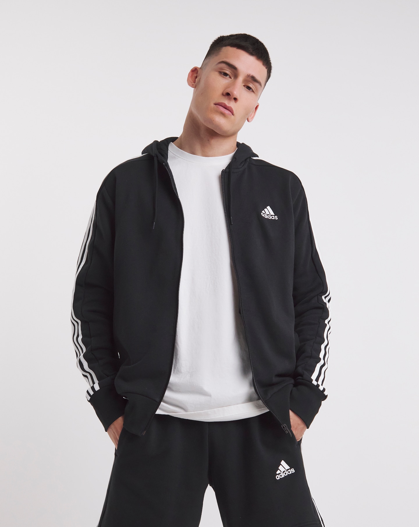 Sudadera adidas hotsell essentials 3 stripes