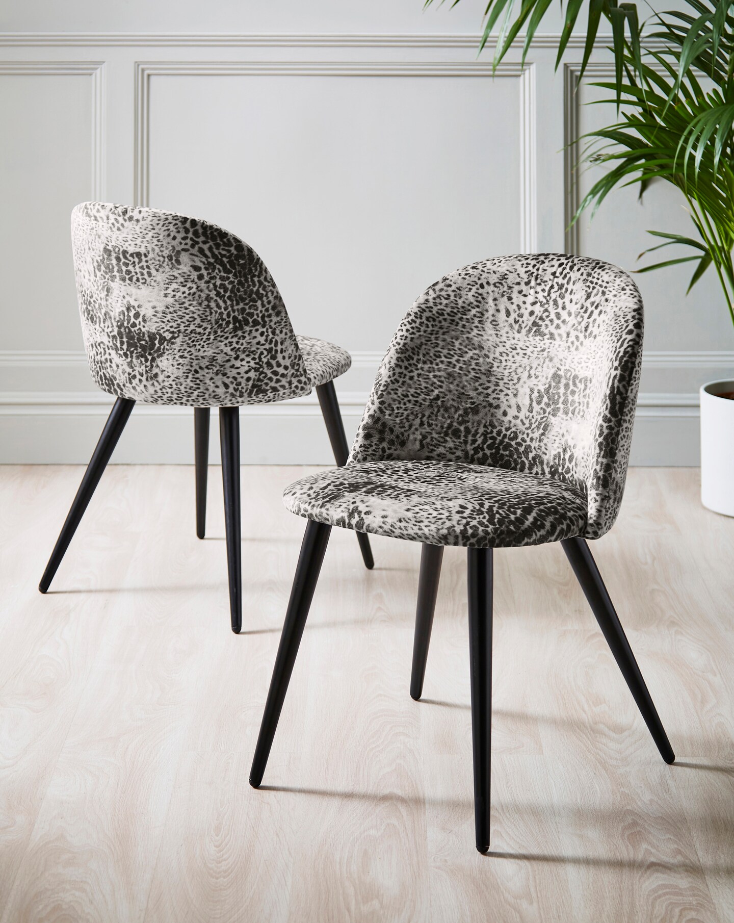 Savannah Pair of Dining Chairs Oxendales