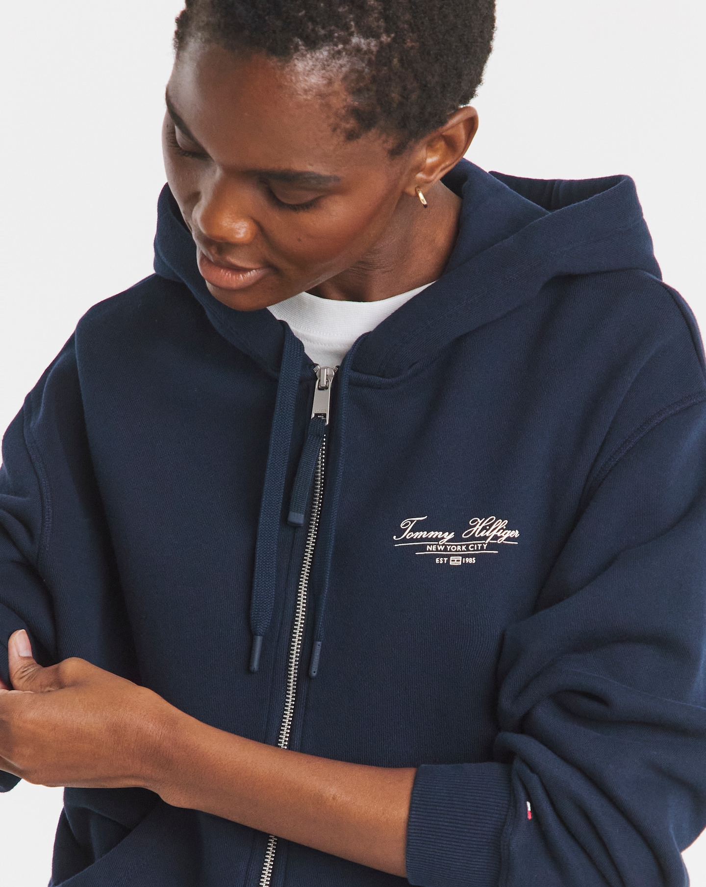 トップス AMOU Molly Hoodie Zip Up NAVY MUSINSA公式 | AMOU Molly Hoodie Zip Up NAVY